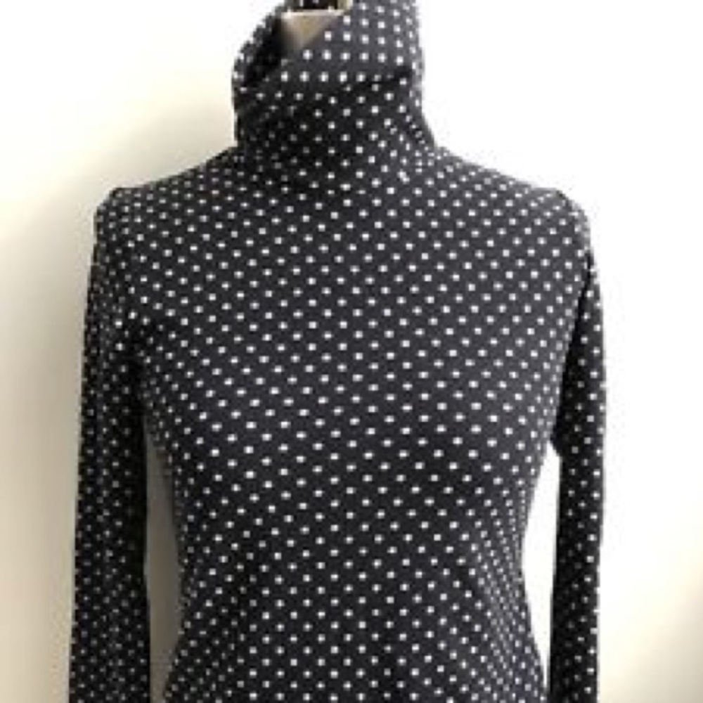 Uniqlo Heat Tech Top